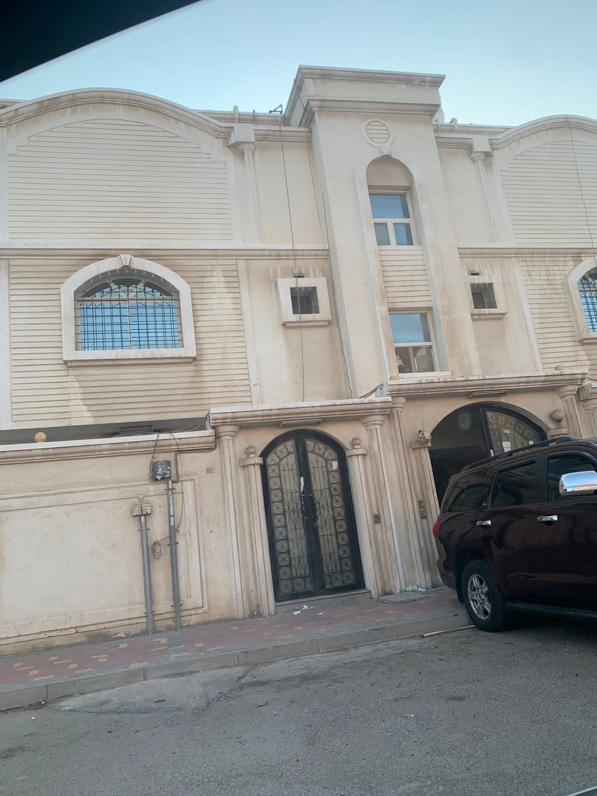 دهان واجهات الفلل والمنازل بالرياض - تنفيذ احترافي في الرياض